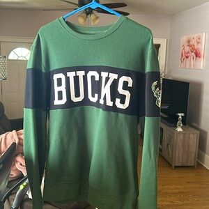 Milwaukee Bucks Crew Neck sweater